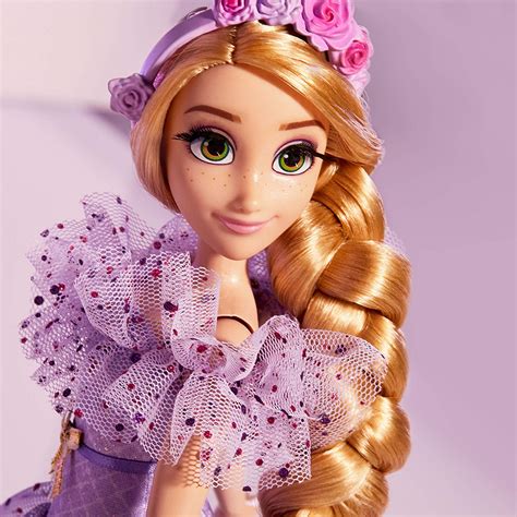 Disney Princess (Mattel) Aurora Doll With Royal Clips Fashion commercials