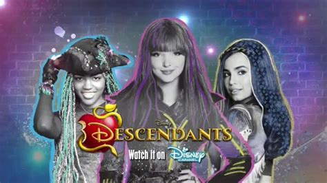 Disney Style Descendants D-Signed Collection TV Spot, 'Neon Lights Ball'