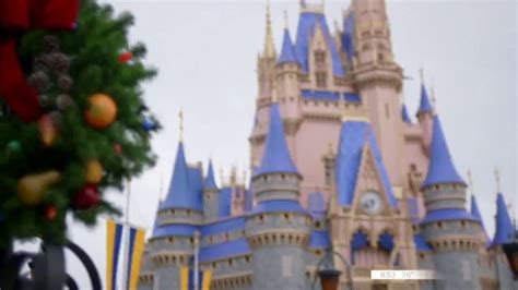 Disney World TV Spot, 'Discover Holiday Magic' featuring Matt Sanders