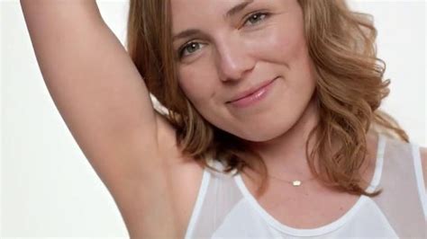 Dove Dry Spray TV Spot, 'Body Language' created for Dove (Deodorant)