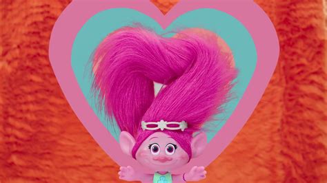 DreamWorks Trolls Hair in the Air Poppy TV Spot, 'A Heart She Can Wear'