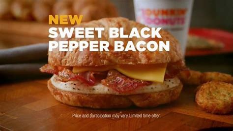 Dunkin' Donuts Sweet Black Pepper Bacon Sandwich TV Spot, 'Bacon Up' featuring Gregory Hoyt