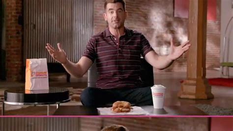 Dunkin' Donuts Sweet Black Pepper Bacon Sandwich TV Spot, 'FXX: Next Level' featuring Adam Gertler