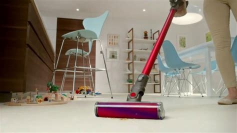 Dyson V6 TV Spot, 'Numbered Days' created for Dyson