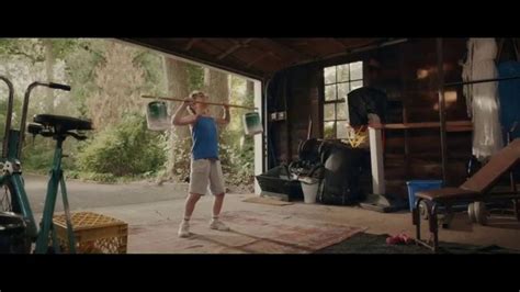 E*TRADE TV Spot, 'Workout' Song by Joe Esposito