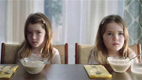 EGGO Homestyle Waffles TV Spot, 'The Dad’s Inner Eggo Thoughts'