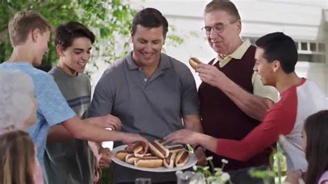 Eckrich Smoked Sausage TV Spot, 'You Do You: Platter' Featuring Kirk Herbstreit, Marty Smith