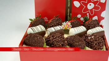 Edible Arrangements Dad's Day Indulgence Box commercials