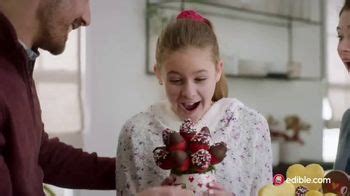 Edible Arrangements TV Spot, 'Valentine's Day: Smile' Song by Andrew Simple featuring Dina Najjar