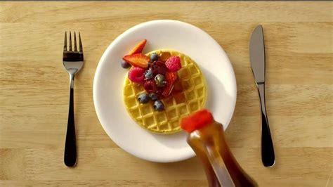 Eggo Homestyle Waffles TV Spot, 'Toppings'