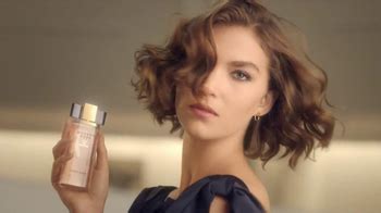 Estee Lauder Modern Muse TV Spot, 'Be an Inspiration' Song by Bruno Mars created for Estee Lauder Fragrances
