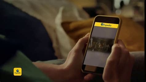 Expedia Add-On Advantage TV Spot, 'New York' featuring Caitlin Holcombe