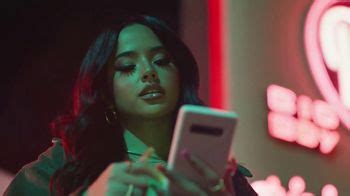 Facebook Groups TV Spot, 'Becky G Takes on Anything' Song by Leikeli47 featuring Spencer Martin