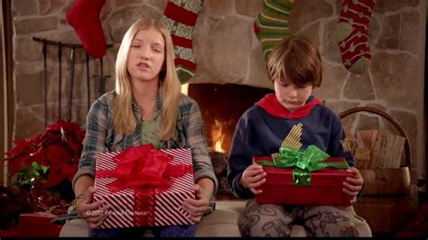 Famous Footwear TV Spot, 'Christmas' featuring Madison Leisle
