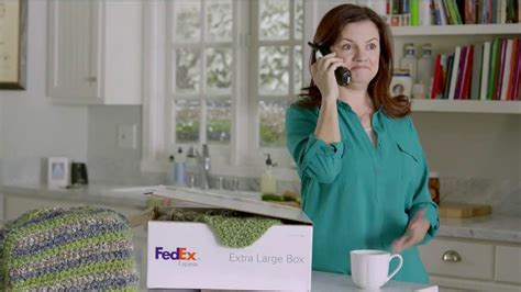 FedEx One Rate TV Spot, 'Cozies' featuring Anna Vocino