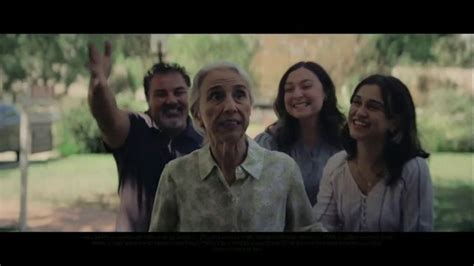 Fidelity Investments TV commercial - Doors: Mama
