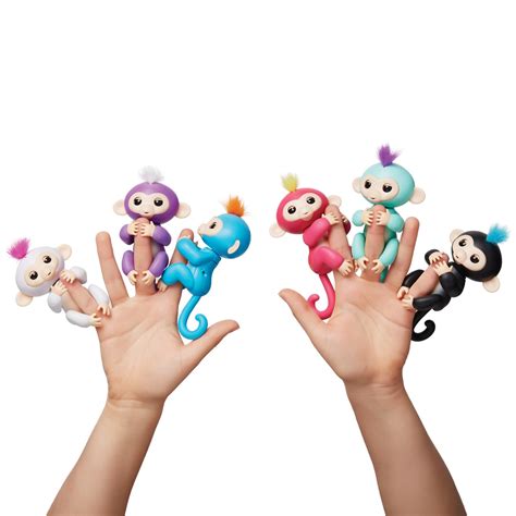 Fingerlings Interactive Baby Monkey, Zoe commercials