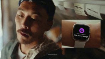 Fitbit TV Spot, 'Restaurant Kitchen'