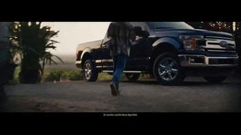 Ford F-150 TV Spot, 'La fuerza que mueve a los valientes' [T1] featuring Raúl Reyes