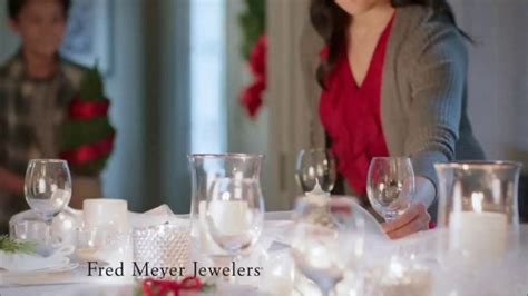 Fred Meyer Jewelers Black Friday Jewelry Deals TV Spot, 'Tis the Season'