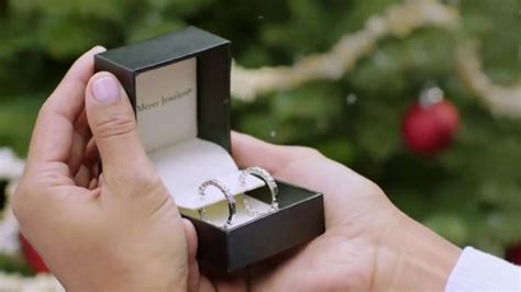 Fred Meyer Jewelers TV Spot, 'Celebrate the Holidays' created for Fred Meyer Jewelers