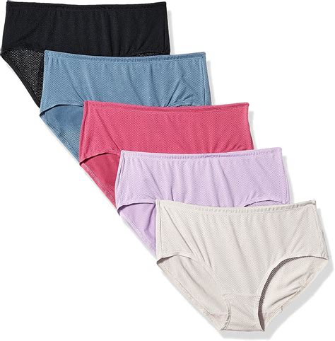 Fruit of the Loom Breathable Seamless Low-Rise Briefs logo