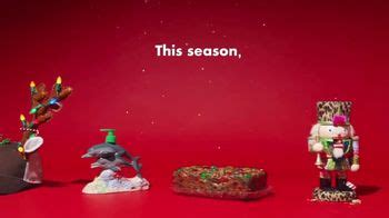 Fruit of the Loom TV Spot, 'Holidays: Give a Gift That They'll Use'
