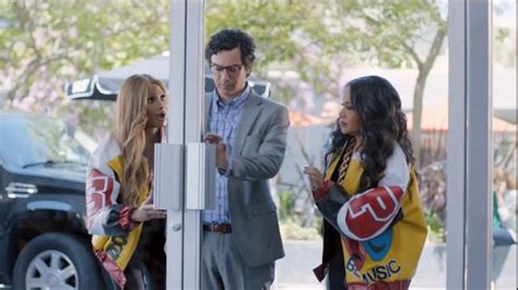GEICO Super Bowl 2015 TV Spot, 'Push It: It's What You Do' Ft. Salt-N-Pepa created for GEICO