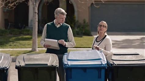 GEICO TV Spot, 'HOA Cynthia Advises New Neighbors' featuring Chris Reese