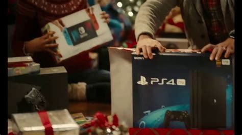 GameStop Game Days Sale TV Spot, 'Santa Freak Out: Xbox and Games Offer' featuring Michael P. Greco