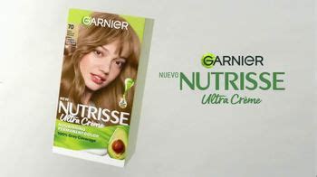 Garnier Nutrisse Ultra Crème TV Spot, 'Cinco aceites de frutas' con Drew Barrymore featuring Sharinna Allan