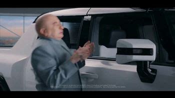 General Motors Super Bowl 2022 TV Spot, 'EV-erybody In' Ft. Mike Myers, Seth Green, Mindy Sterling [T1] featuring Rob Lowe