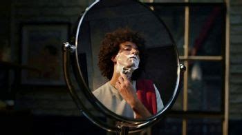 Gillette Labs TV Spot, 'Lavar la cara' canción de Yma Sumac