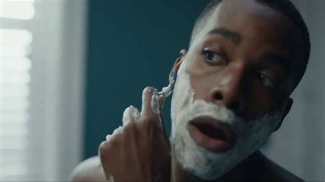 Gillette on Demand TV Spot, 'The Easiest Way to Order Gillette Blades' featuring Joey De Felice