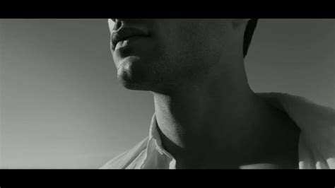 Giorgio Armani Acqua Di Giò Profondo TV Spot, 'La nueva intensidad' canción de KALEO featuring Aleksandar Rusić