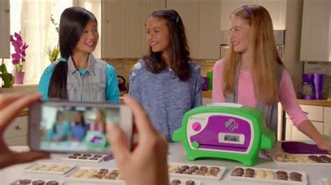 Girl Scouts Cookie Oven TV Spot, 'Thin Mints' created for Wicked Cool Toys