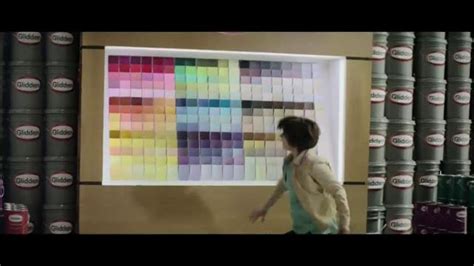 Glidden TV Commercial So Easy, Everybody Can Paint
