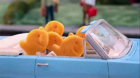 Goldfish Baked Cheddar TV commercial - Goldfish in the Car