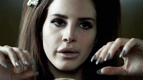H&M TV Spot, 'Blue Velvet' Featuring Lana Del Rey