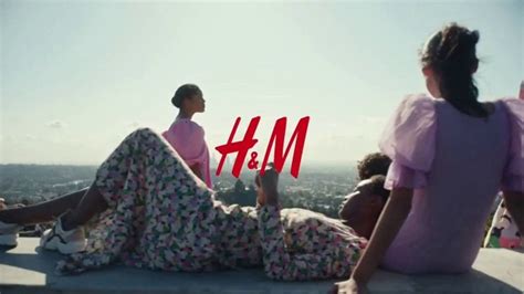 H&M TV Spot, 'So What: Entrance'