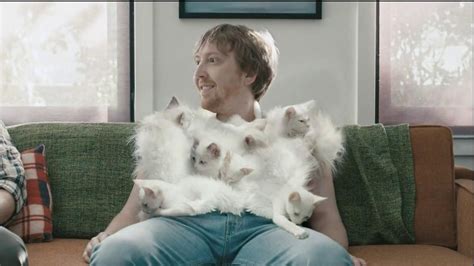 Hanes Comfort Blend T-Shirt TV Spot, 'Kitten Shirt' Feat. Michael Jordan