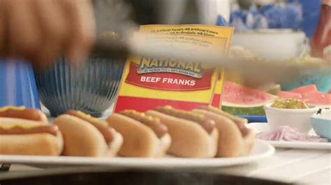 Hebrew National Beef Franks TV Spot, 'Tailgating' featuring Mary Holland