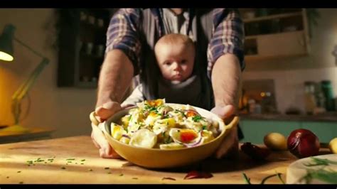 Hellmann's TV Spot, 'Revisando la nevera' created for Hellmann's | Best Foods