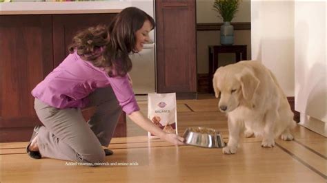 Hills Pet Nutrition TV commercial - Una mirada