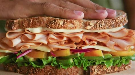 Hillshire Farm TV Spot, 'Turkey Sandwich Daydreams'