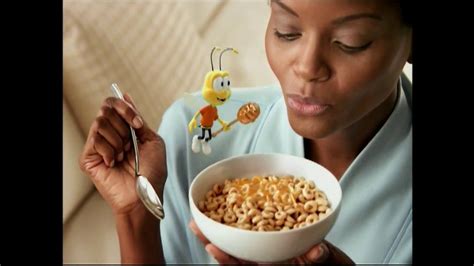 Honey Nut Cheerios TV Spot, 'Tastes that Way' Song by Luther Ingram featuring Tomiko Fraser Hines