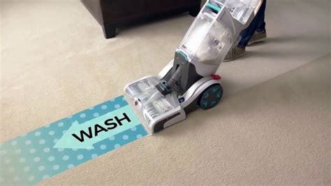 Hoover SmartWash TV Spot, 'Easy as Vacuuming'