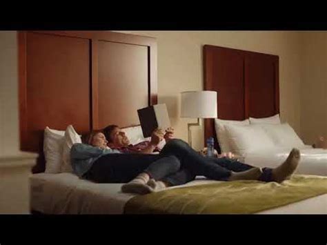 Hotels.com TV commercial - Rockstars