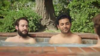Hotwire TV Spot, 'Hot Tub Party'