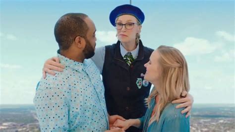 Illinois Office of Tourism TV Spot, 'Jane Falls for Chicago' Featuring Jane Lynch